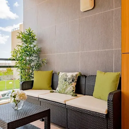 Modern In Marina With Pool & Seaview - Algarve Appartement *